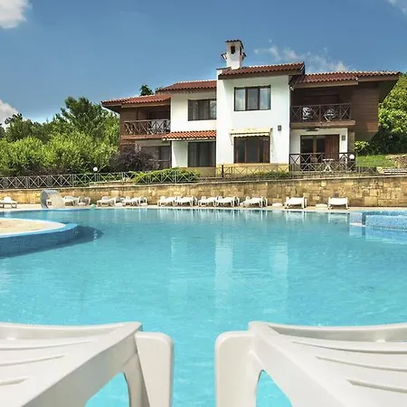Bozhencite Relax Hotel *