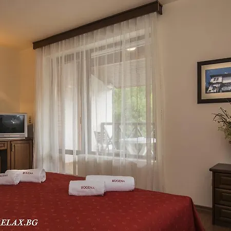 Bozhencite Relax Hotel *